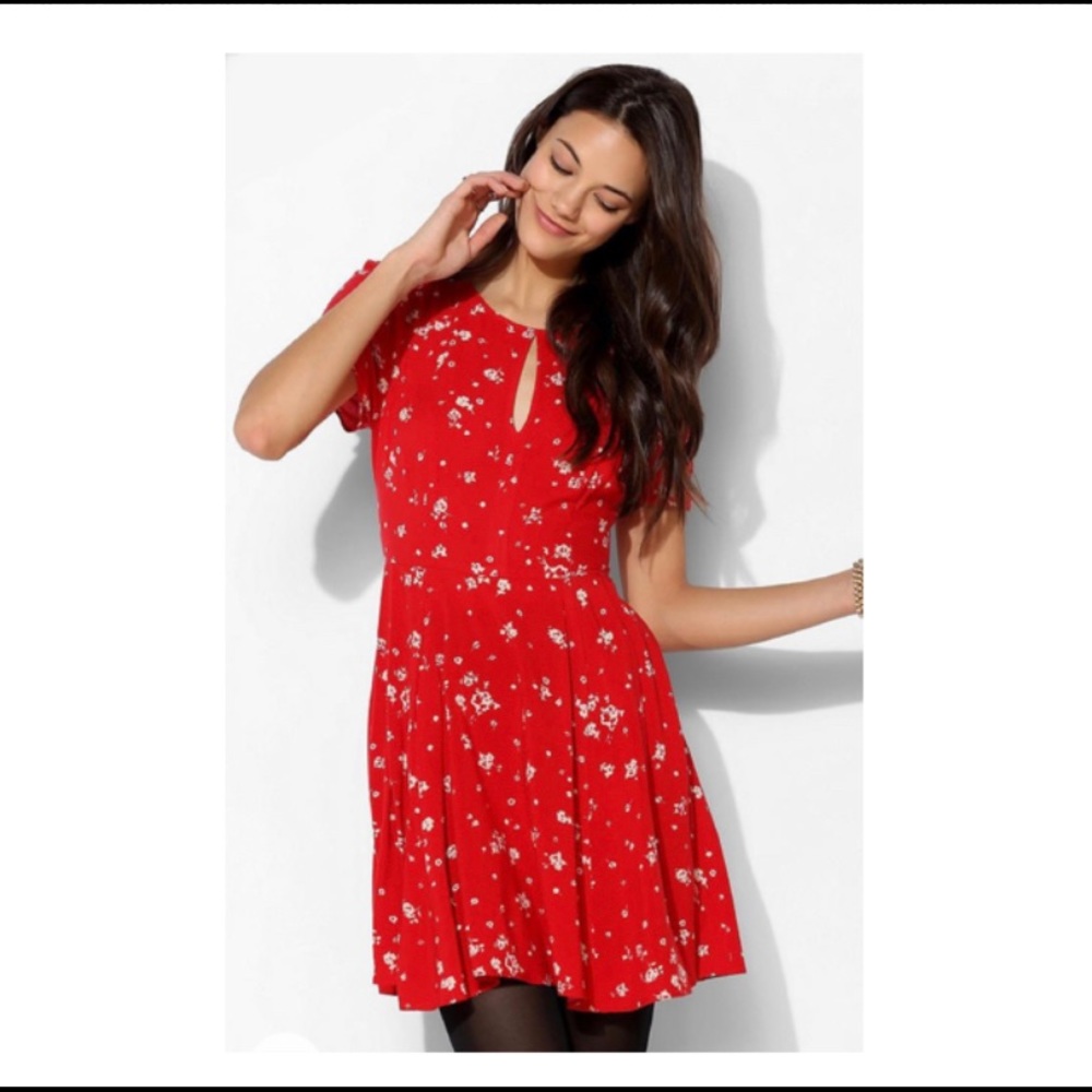Kimchi Blue Keyhole dress